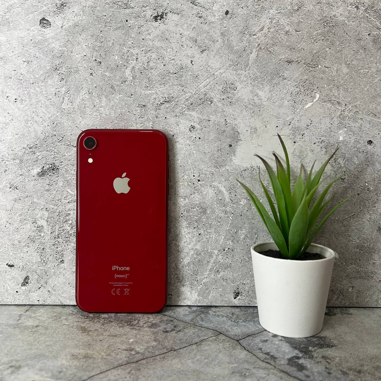 Apple iPhone Xr 128gb Red в Тюмени